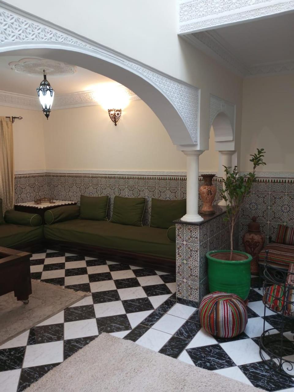 Duplex Style Riad Residence Avec Piscines Marrakesh Esterno foto